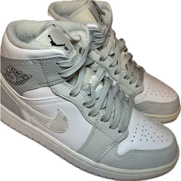 NIKE Air Jordan 1 Mid - Grey Camo Sneakers (DC9035-100) - Men’s size 7.5 - Picture 1 of 9